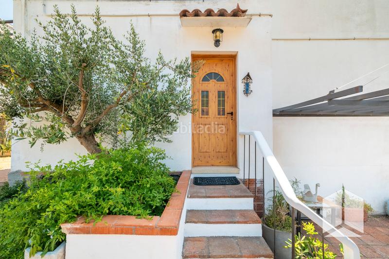 Foto 480ecab3-e5fd-4fb0-bd89-af933f98fe09. Maison avec parking piscine dans Torrent Ballester Viladecans