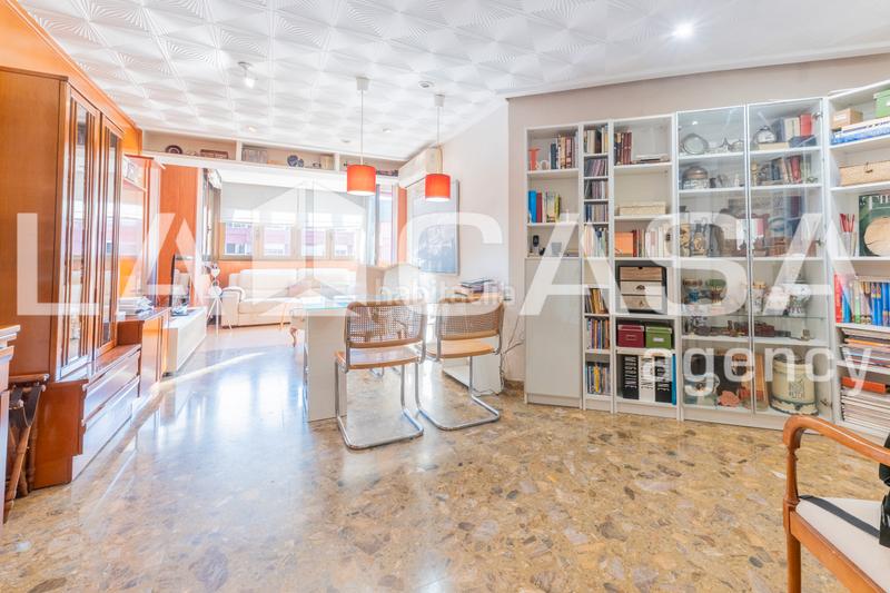 Foto fa9dbf3b-a87b-484d-84aa-58d30ee6b2d4. Etagenwohnung in Ciutat Jardí Valencia