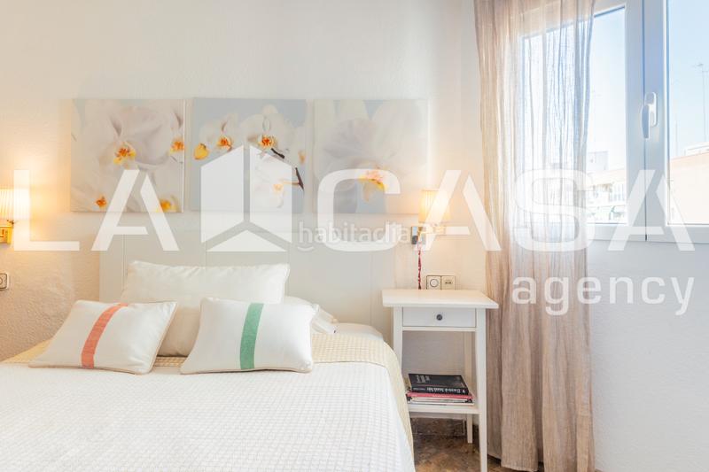 Foto cfac3e92-feec-4922-ad0e-d2a4944f0619. Flat in Ciutat Jardí Valencia