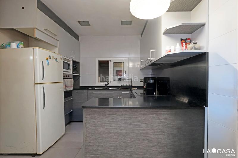 Foto cb402e83-4695-4272-a175-e0ecf9f885fc. Planta baixa a Centre-Can Nadal Sant Feliu de Llobregat