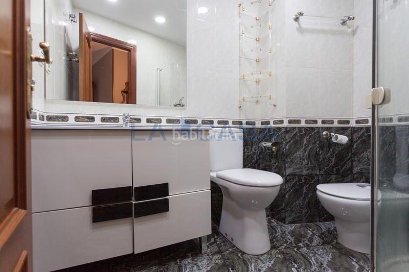 Foto 6e668bbb-f02a-4dac-ae9c-a0150ae69ad8. Appartement avec chauffage dans La Florida Hospitalet de Llobregat (L´)