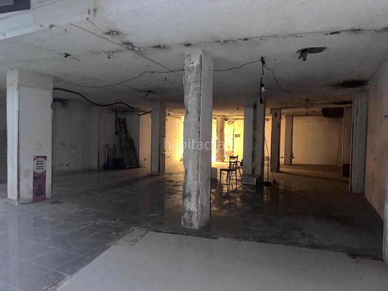 Foto e4d9a8bd-2725-4105-8807-d673472343a8. Geschäftsraum in El Camp de l´Arpa del Clot Barcelona