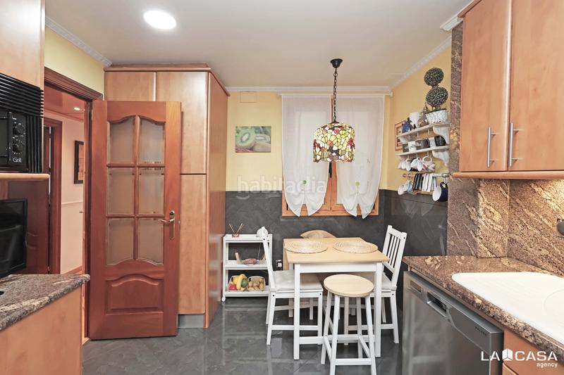 Foto 6a903604-8d40-4e04-b0c4-aa716f567ec2. Flat with heating parking in La Plana Esplugues de Llobregat