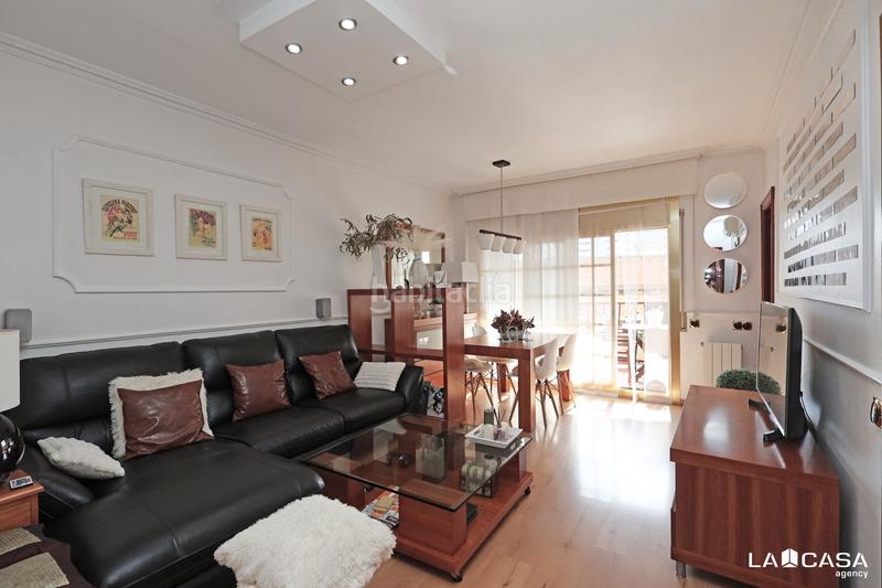 Foto b2360f48-10f4-4103-8945-eddea6b73598. Flat with heating parking in La Plana Esplugues de Llobregat
