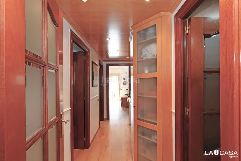 Foto fa745317-5ff4-4731-966f-974af0937212. Flat with heating parking in La Plana Esplugues de Llobregat