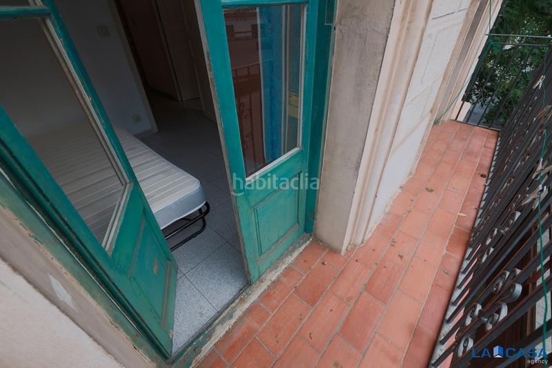 Foto effc21df-78f9-4ce6-933b-cf04a207c4af. Piso en Sants Barcelona