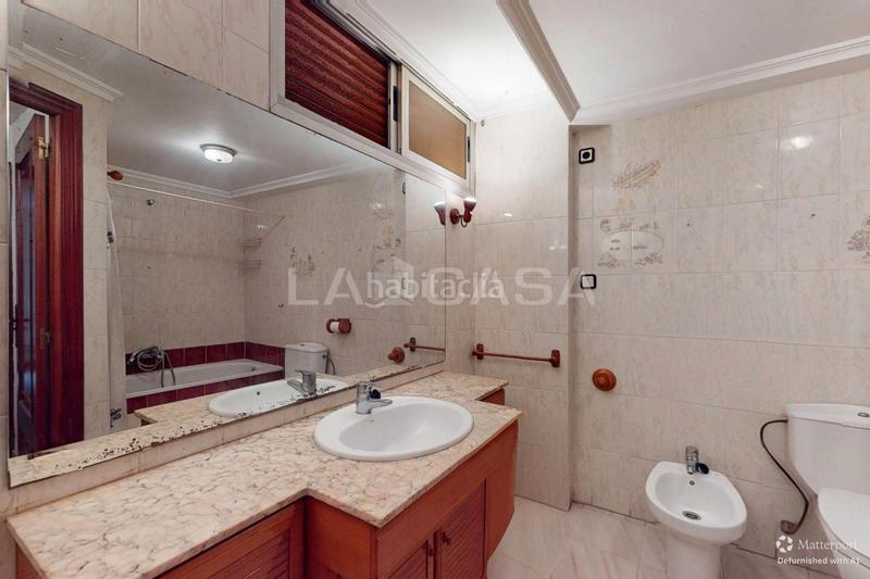 Foto e310f221-bd32-40dd-841e-776da5081207. Pis a Malva Rosa Valencia