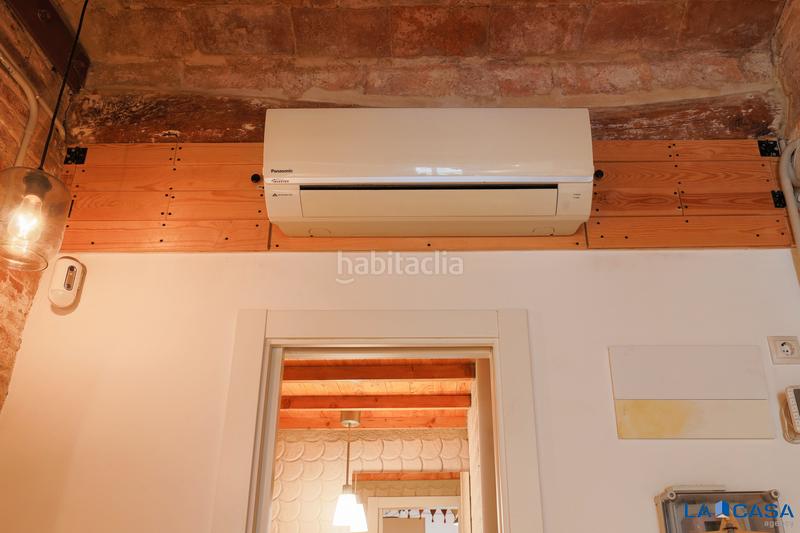 Foto 57d43b57-31ef-4e18-b6f6-da209aa9801e. Pis a Sants Barcelona