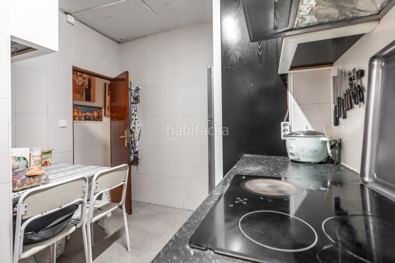 Foto d0892202-5edf-4222-b26f-b5d9eff799f8. Piso en Palos de Moguer Madrid