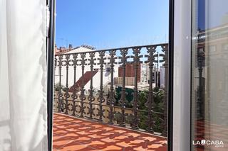 Pis a El Poble Sec - Parc de Montjuïc