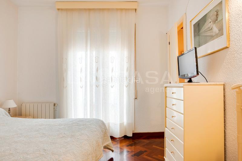 Foto ae966be6-a91d-445d-920f-c91e41a6e7c2. Dachwohnung mit heizung in El Clot Barcelona