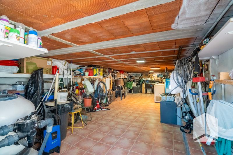 Foto 11595773-8eb7-44cf-9aa8-06bf478e8936. House with parking pool in Sant Vicenç dels Horts