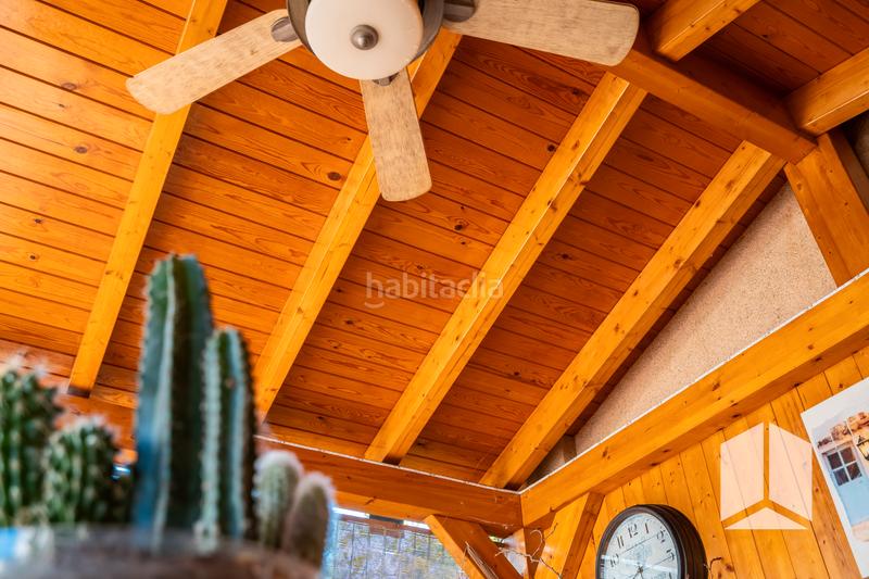 Foto 54a472b6-63d1-43c6-b6f3-b45fc039223a. House with parking pool in Sant Vicenç dels Horts