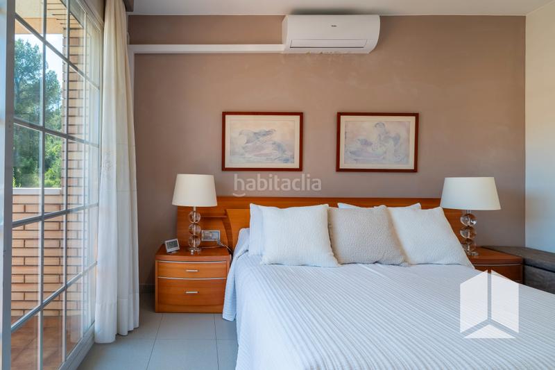 Foto b4fd9d14-ae3a-4074-929a-8d816030c8ac. House with parking pool in Sant Vicenç dels Horts