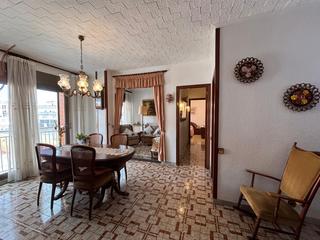 Etagenwohnung in Calle SANTS