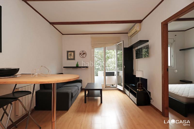 Foto 7c3e6d1d-ec3a-4f1d-9510-2cc7dfb41db5. Etagenwohnung mit heizung in Sant Antoni Barcelona