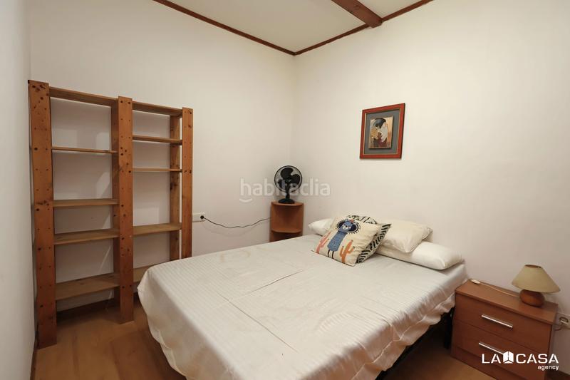 Foto 7a5d6bab-3b8d-4265-a643-efdeac501fc7. Piso en Sant Antoni Barcelona