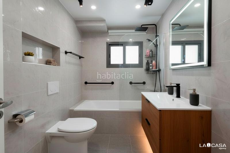 Foto 212d85fe-4e36-430a-b643-36f55aa6c03b. Etagenwohnung mit heizung in El Poble Sec - Parc de Montjuïc Barcelona