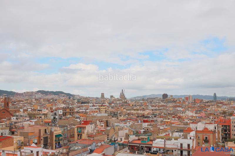 Foto 0246fb19-8dfa-4373-b339-f754b7cdf695. Attico in Raval Barcelona