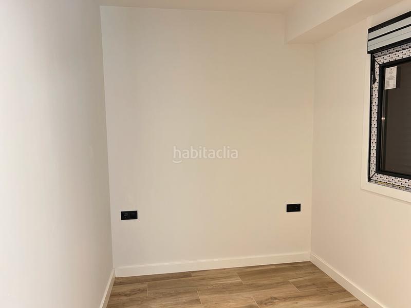 Foto c18bc148-c77e-4443-af11-3c97c1574586. Local comercial en Vilapicina - Torre Llobeta Barcelona