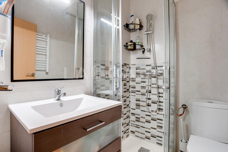 Foto fa96a69c-6bb9-40ab-9090-e6b10a75d750. Etagenwohnung in Sant Ildefons Cornellà de Llobregat