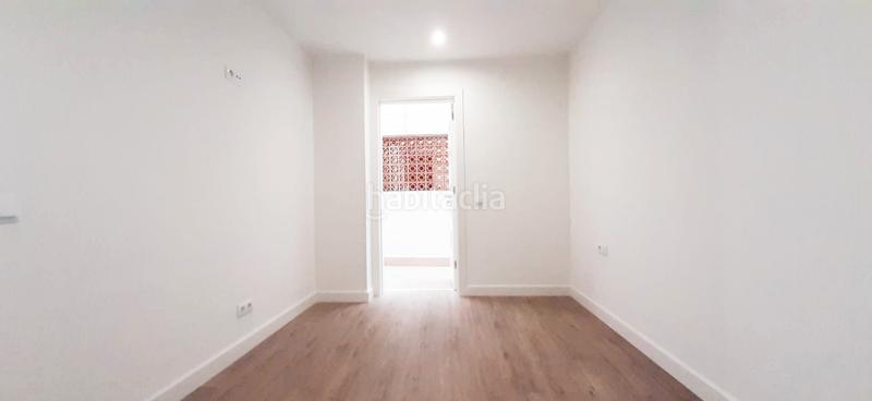 Foto b69c9512-0b17-4192-b3da-c57f2bb29092. Planta baja en Castell-Poble Vell Castelldefels