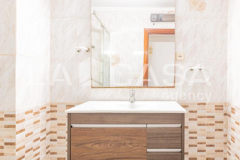 Foto 7c6552e5-a8d4-4921-9ded-2f6425f17016. Appartement dans El Grau Valencia