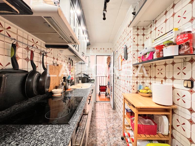 Foto 29eaa5da-54dd-4cc1-874d-5274a0706af3. Pis amb calefacció a Llefià Badalona