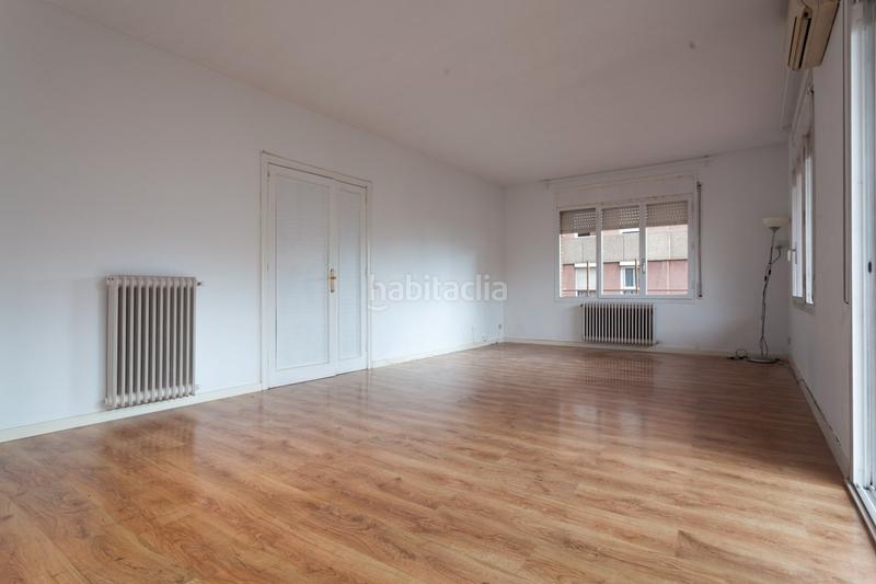 Foto a4eaccd5-33d5-4148-84d2-a393394e5776. Flat with heating in La Salut Barcelona