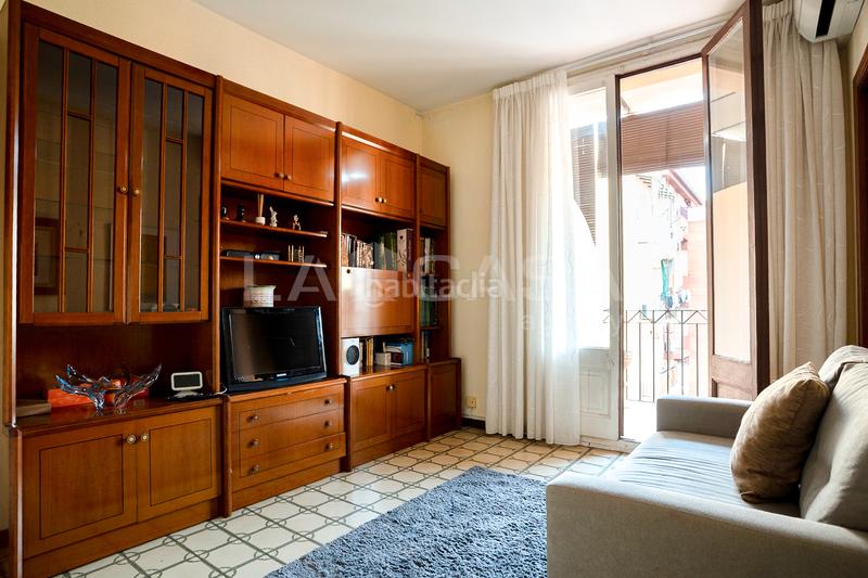 Foto d78874f4-dadb-404c-a640-7ee56db47c44. Flat in Sagrada Família Barcelona