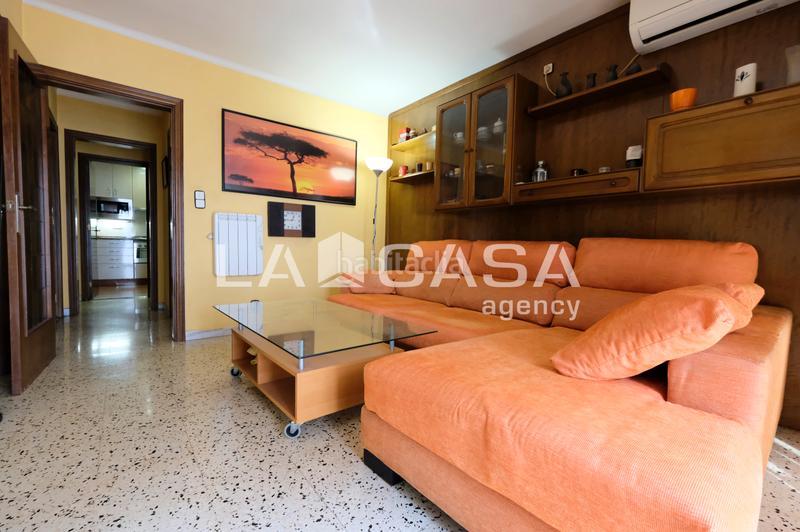 Foto f73e1024-41d0-42cc-9217-664ea4c729d3. Flat with heating parking in Porta Barcelona