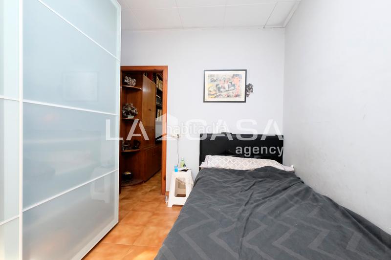 Foto 975003b2-f7d6-4db8-9c7d-a5b93e5113cc. Etagenwohnung mit heizung in Vilapicina - Torre Llobeta Barcelona
