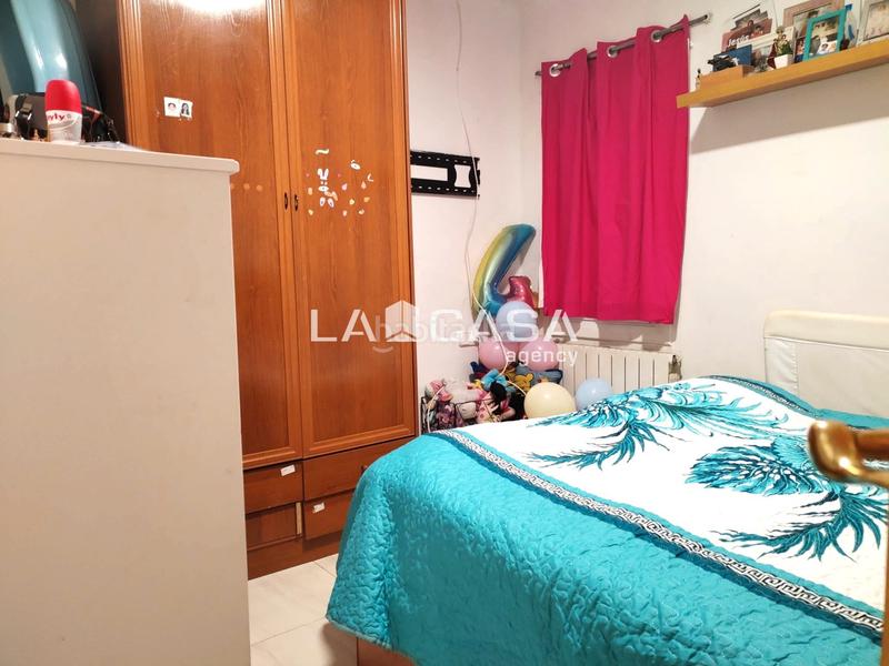 Foto d96f23c0-6957-4efc-8b28-274b09cb5a43. Etagenwohnung mit heizung in Sota el cami ral Granollers