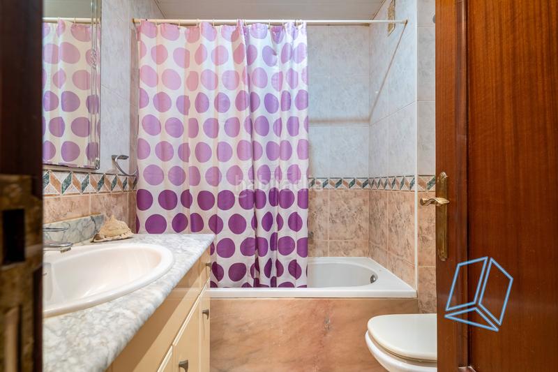 Foto 4e4995d6-3029-4ec3-b365-418a6b0e672c. Etagenwohnung mit heizung in Centre Cornellà de Llobregat