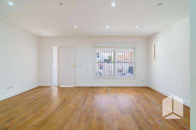 Foto 2ad7dafa-de05-4c52-9bdb-6d6f4a99e921. Planta baixa a Lluminetes Castelldefels