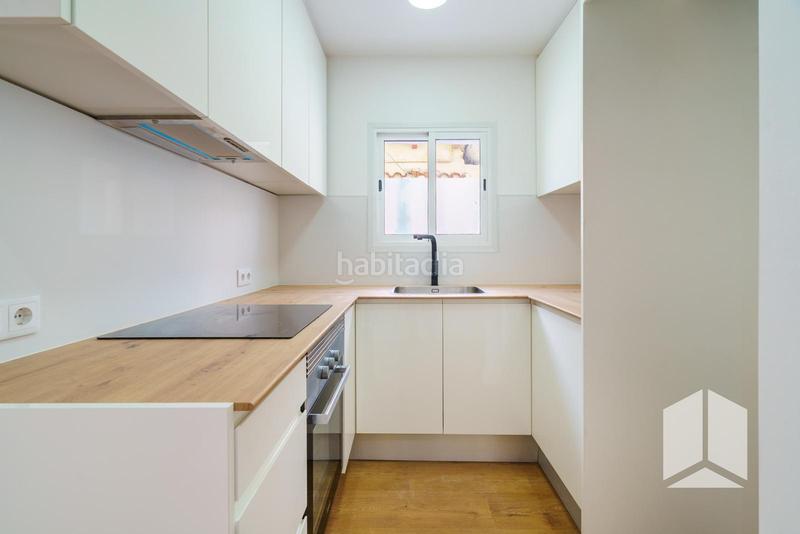 Foto c1b95fd3-4c39-47df-ae12-547e7fd3e1f1. Planta baja en Lluminetes Castelldefels