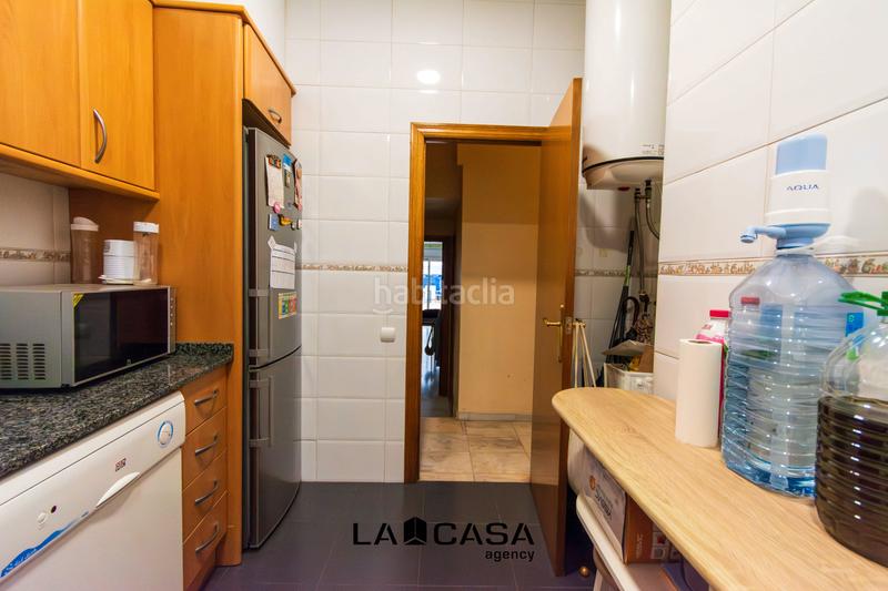 Foto dfa9a7ba-865e-43c2-b627-be59cd35f44b. Flat with heating in Santa Eulàlia Hospitalet de Llobregat (L´)