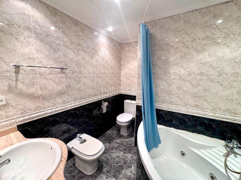 Foto 6aef0146-dd30-4734-ae88-1eed73bf709a. Dachwohnung in Can Vidalet Esplugues de Llobregat