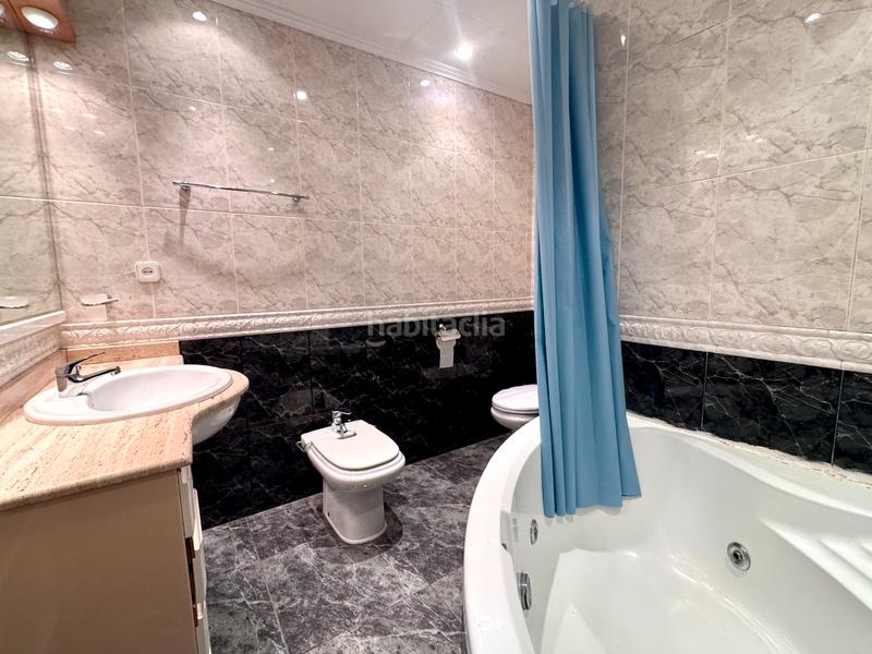 Foto f28647cf-1fa9-4196-9076-bfe8c9d2fdd2. Dachwohnung in Can Vidalet Esplugues de Llobregat