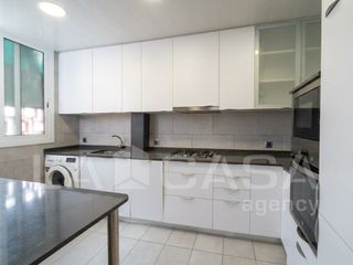 Pis  Carrer del pont del treball digne. Oportunidad en sant marti !! piso todo exterior con 2 balcones