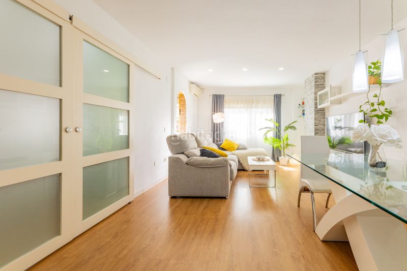 Foto 0df032fe-5fa2-44d9-ab37-b87cd144c8bc. Pis amb aparcament a Mestalla Valencia