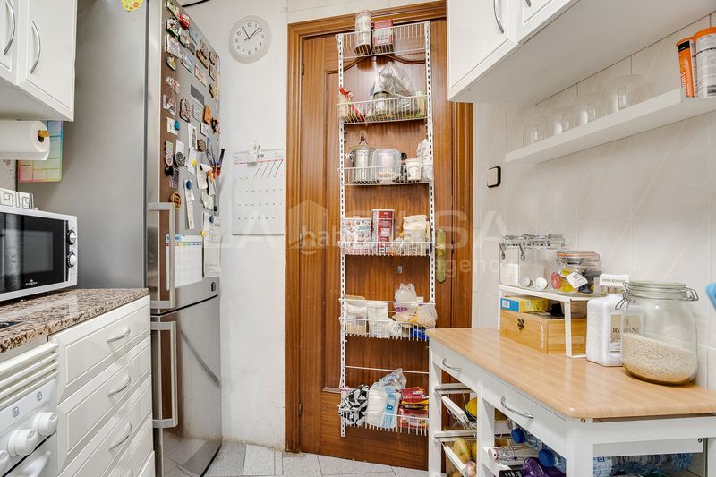 Foto 69815596-4f44-4d63-87b4-1dcb6ef7f9b7. Pis a Prosperitat Barcelona