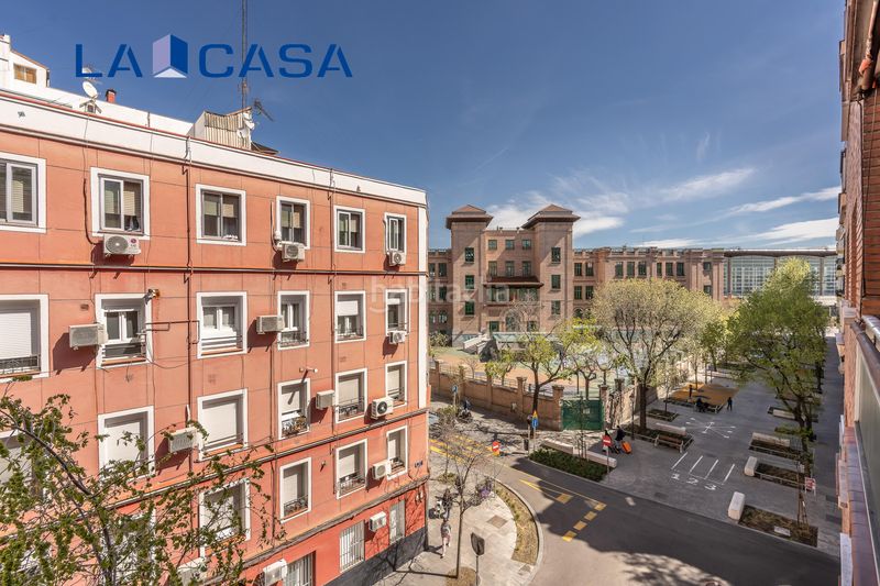 Foto 4ef9556e-3469-4a33-b54a-164fe745d3f3. Piso en Palos de Moguer Madrid