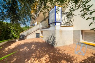 Rez-de-chaussée  Carrer de víctor català