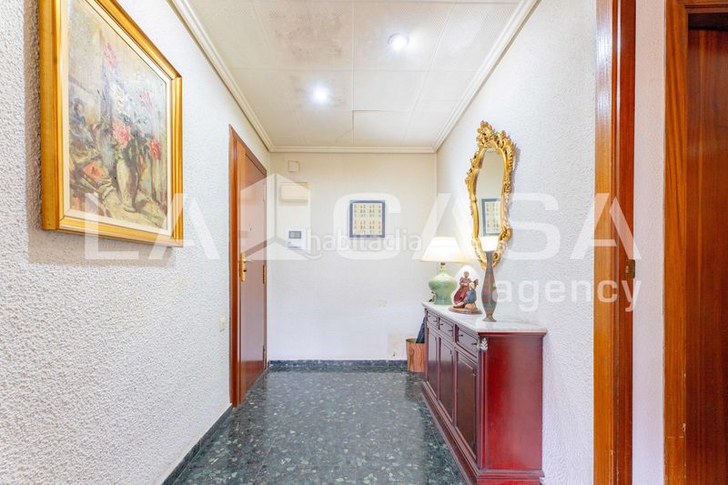 Foto f63be8aa-7048-416d-8b3e-d5f5cbf643c2. Pis amb aparcament a La Carrasca Valencia