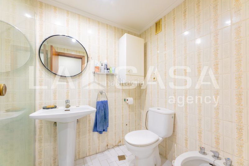 Foto fa9f5f26-0fdd-4397-85b6-8c9083a5d6ee. Pis amb aparcament a La Carrasca Valencia