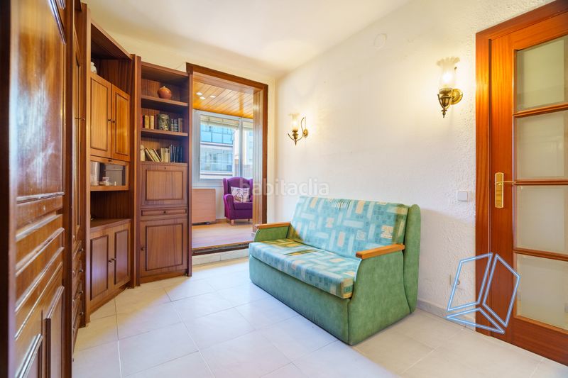 Foto 8fa19e09-6ff1-48b6-a829-8187254323c0. Pis amb calefacció a Baix Guinardó Barcelona