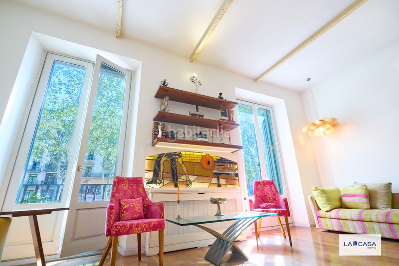 Foto 5fc1ffeb-3500-4a22-8977-c76972fad865. Pis a Raval Barcelona