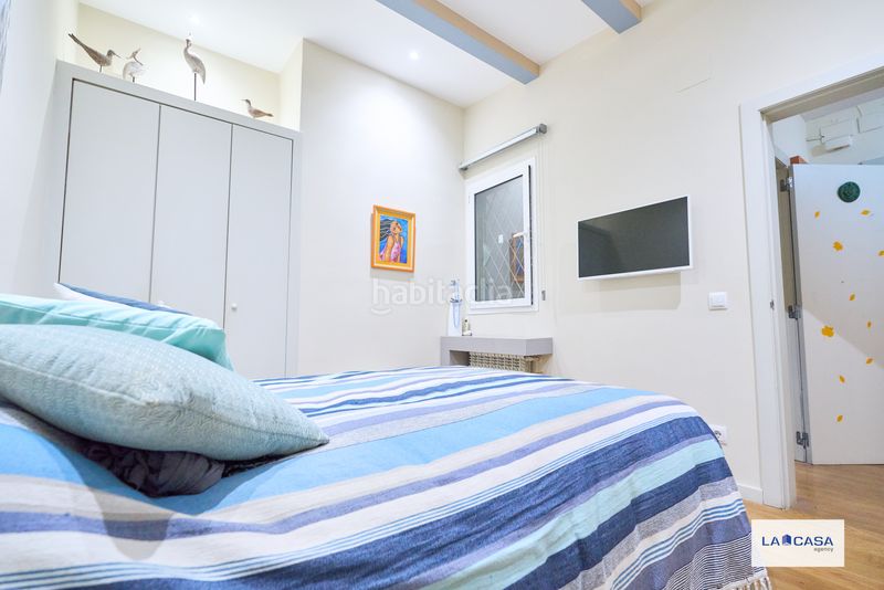 Foto 8f8249e4-144a-46cb-8fcb-601ac46f340a. Pis a Raval Barcelona