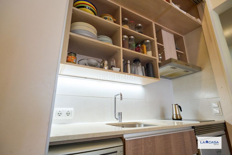 Foto ab40db42-be31-4ae8-8200-bbb9cb2e5a19. Pis a Raval Barcelona